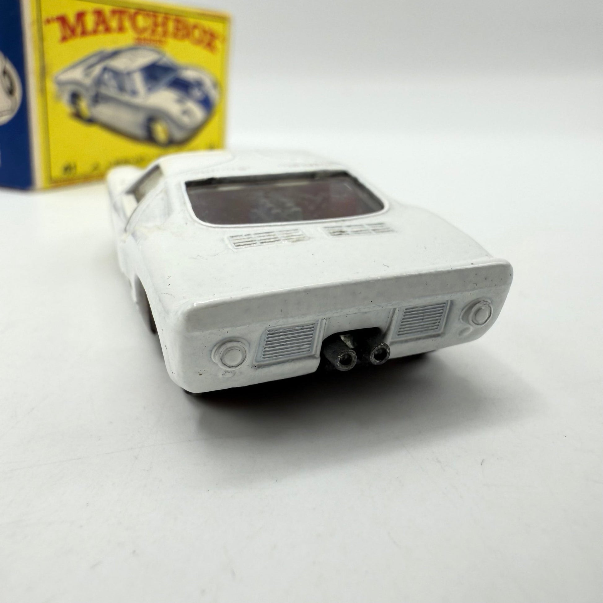 Matchbox Lesney 41c Ford GT40 RED HUBS Rare - Magic Matchbox