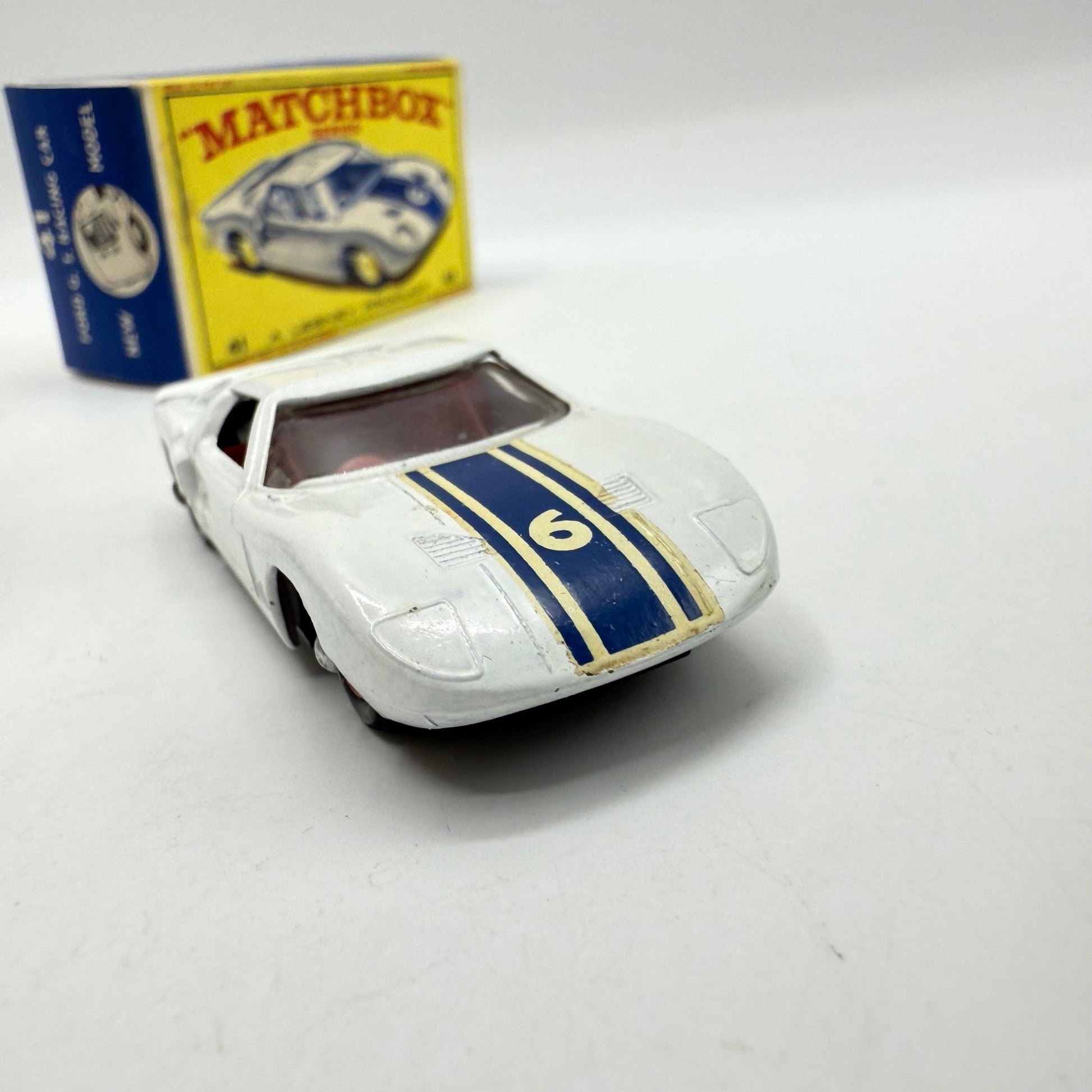 Matchbox Lesney 41c Ford GT40 RED HUBS Rare - Magic Matchbox