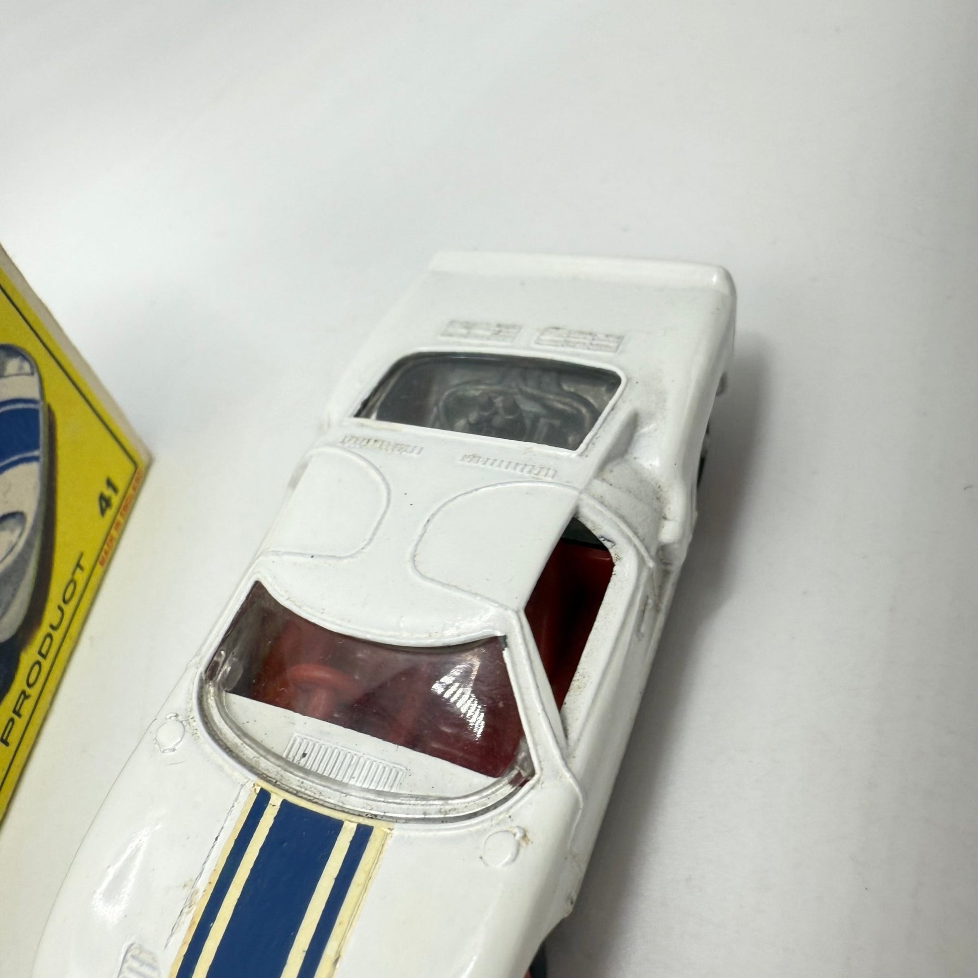 Matchbox Lesney 41c Ford GT40 RED HUBS Rare - Magic Matchbox
