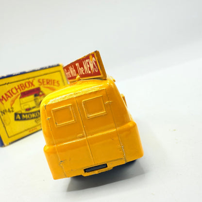 Matchbox Lesney 42a Bedford Evening News Van Fine Tread BPW - Magic Matchbox