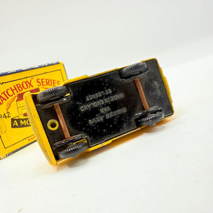 Matchbox Lesney 42a Bedford Evening News Van Fine Tread BPW - Magic Matchbox