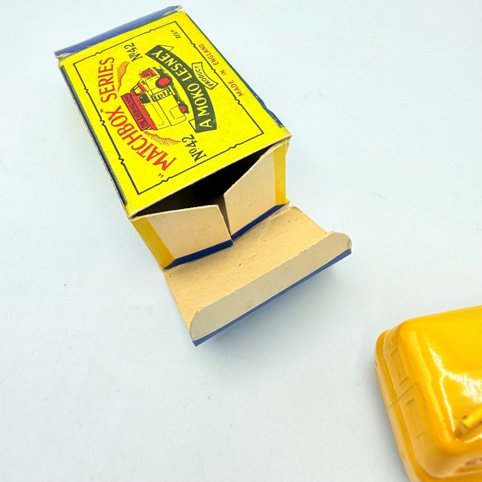 Matchbox Lesney 42a Bedford Evening News Van MW - Magic Matchbox