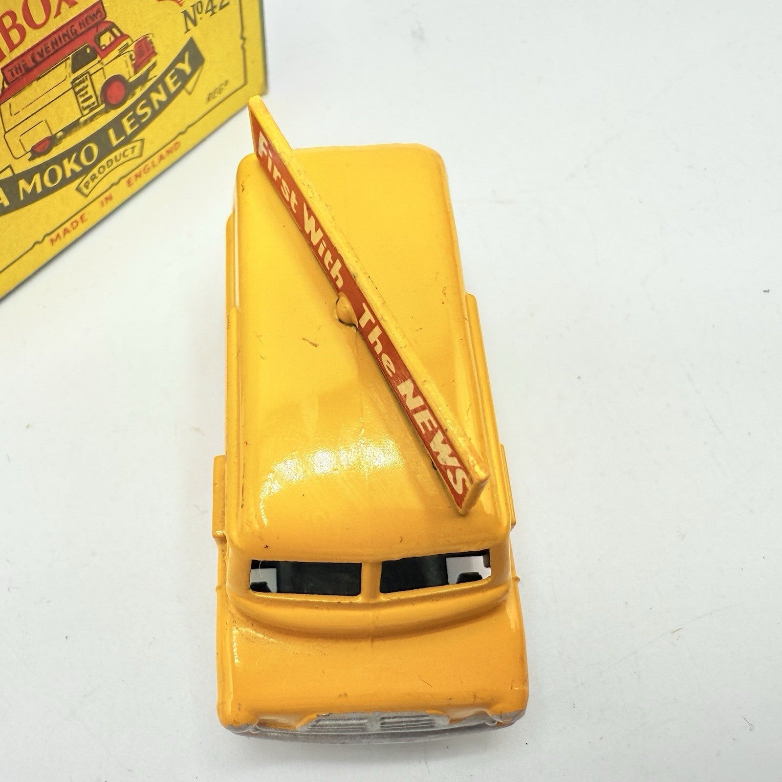 Matchbox Lesney 42a Bedford Evening News Van - MW - Original Box - Magic Matchbox