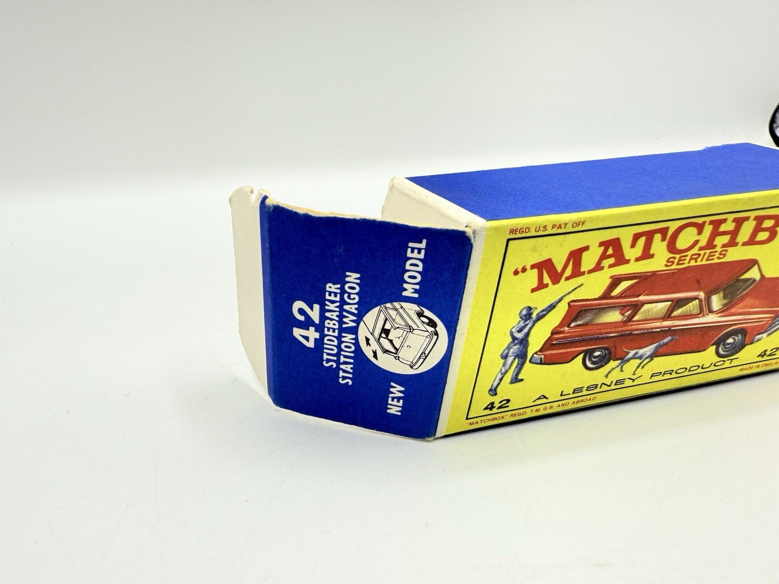 Matchbox Lesney 42b Studebaker Lark Wagonaire Empty Original Box - Magic Matchbox
