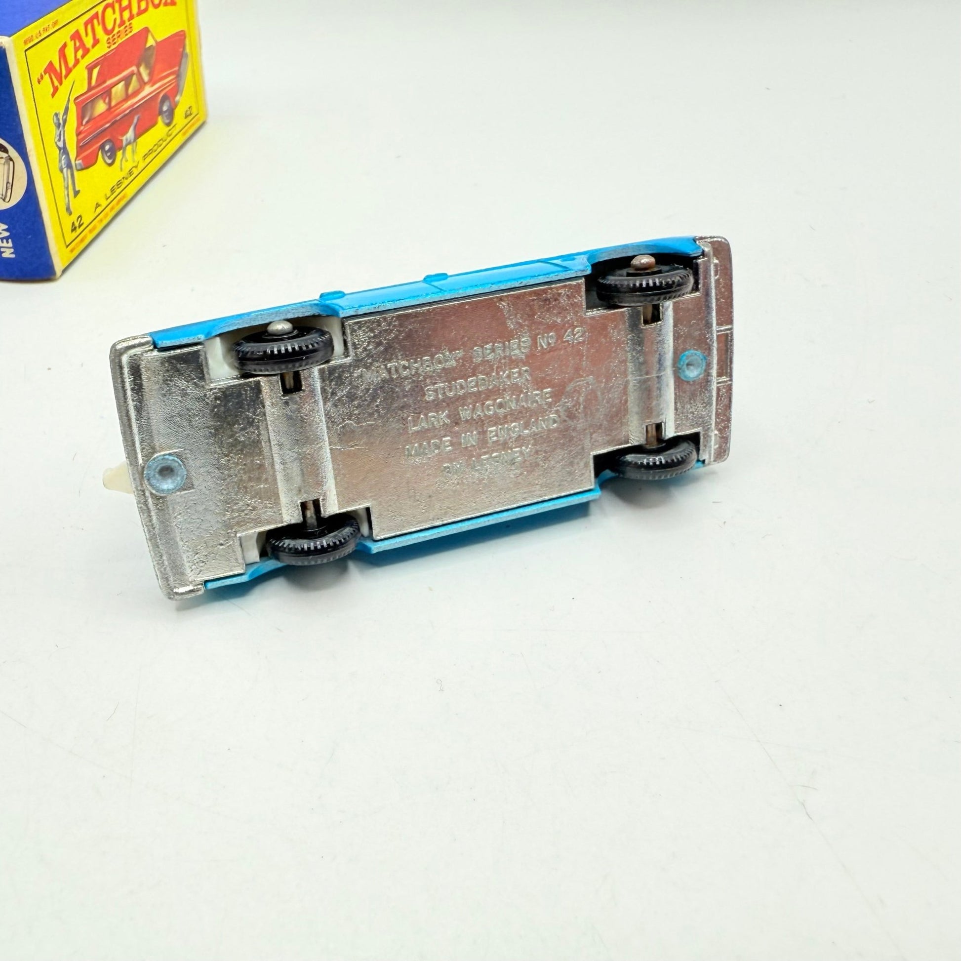 Matchbox Lesney 42b Studebaker Lark Wagonaire MATCHING SLIDE - Magic Matchbox