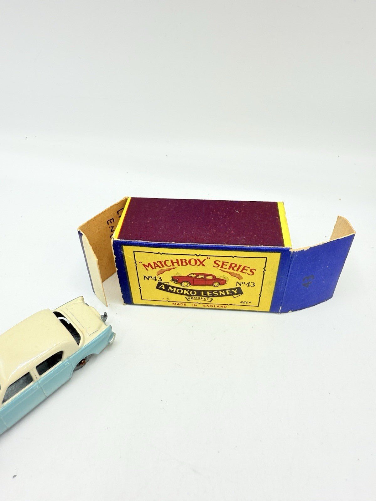 Matchbox Lesney 43a Hillman Minx MW - Magic Matchbox