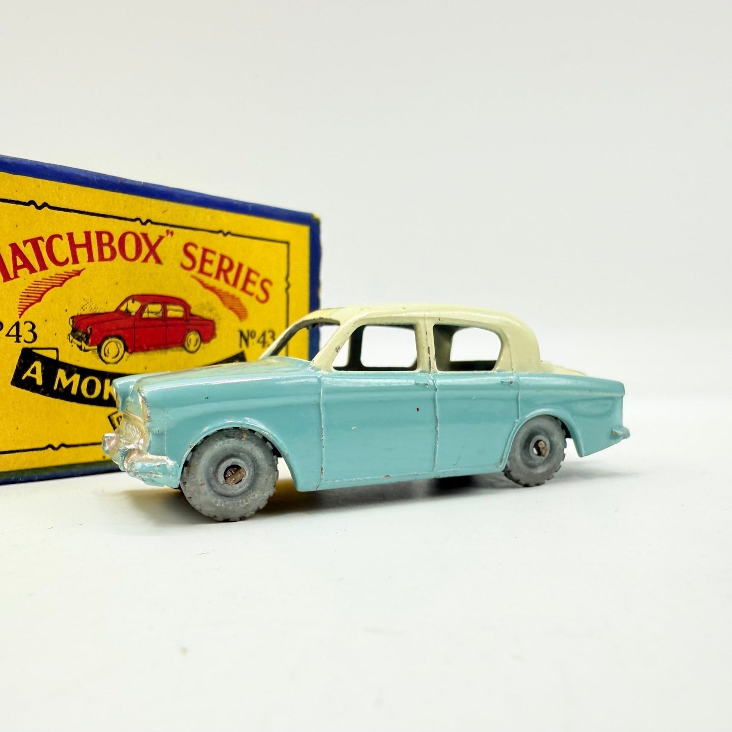 Matchbox Lesney 43a Hillman Minx MW - Magic Matchbox