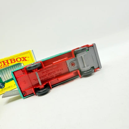 Matchbox Lesney 44c GMC Refrigerator Truck - Magic Matchbox