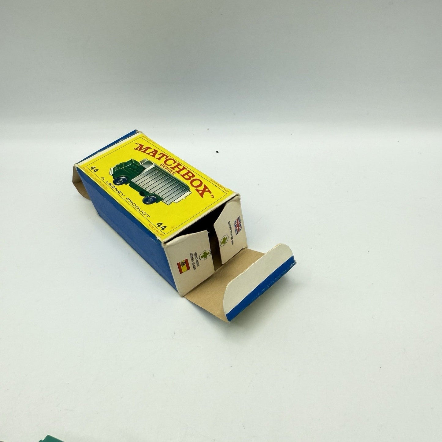 Matchbox Lesney 44c GMC Refrigerator Truck - Very Near Mint & Boxed - Magic Matchbox