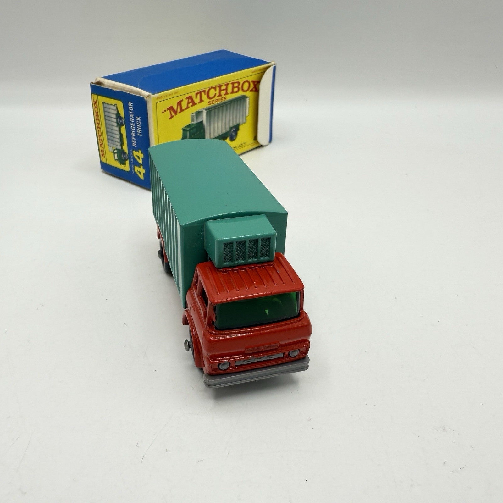Matchbox Lesney 44c GMC Refrigerator Truck - Very Near Mint & Boxed - Magic Matchbox