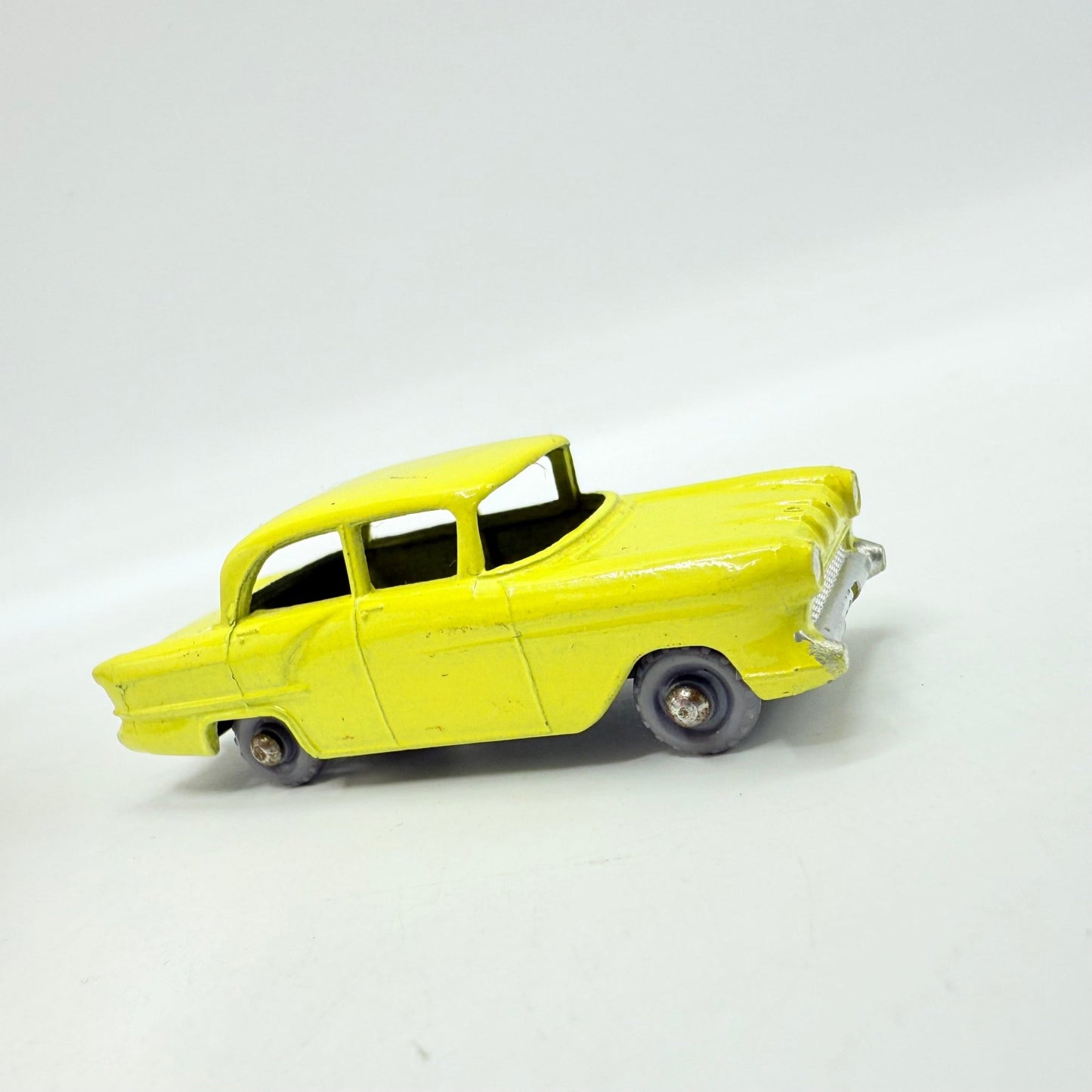 Matchbox Lesney 45a Vauxhall Victor GPW - Magic Matchbox