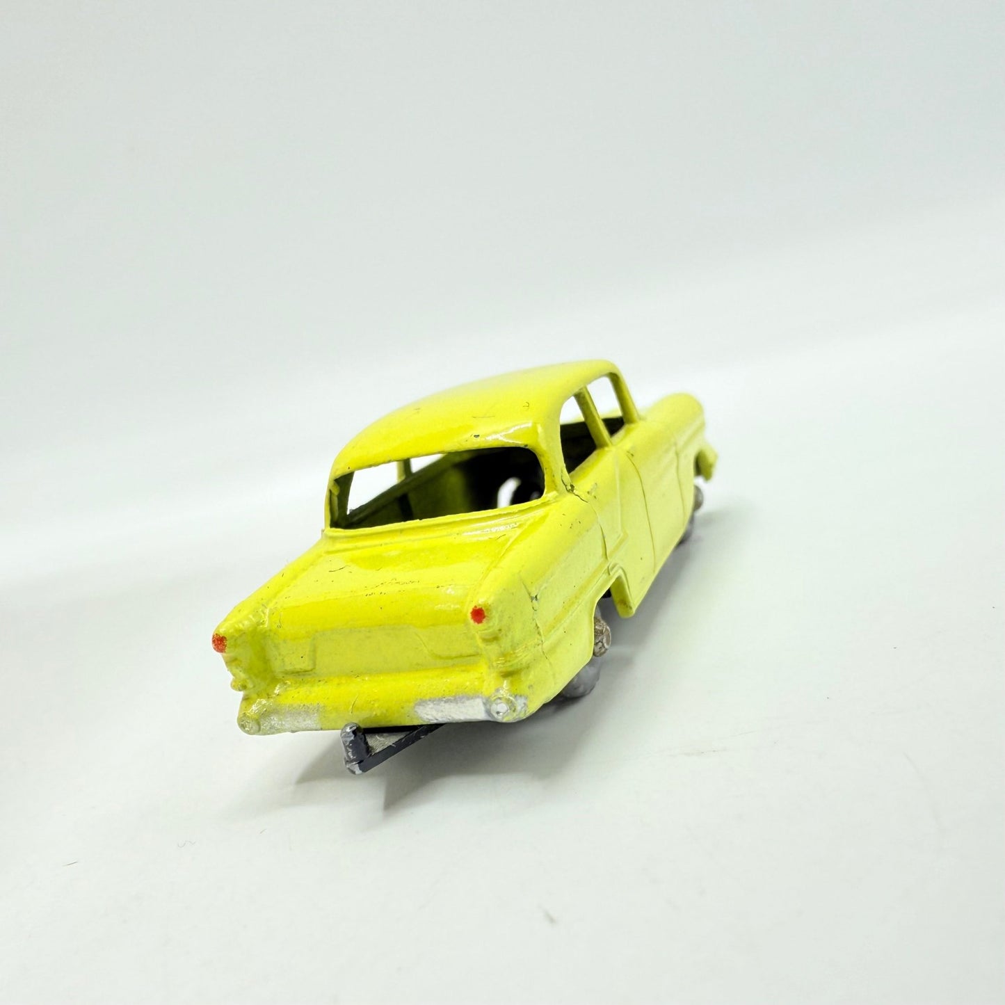 Matchbox Lesney 45a Vauxhall Victor GPW - Magic Matchbox
