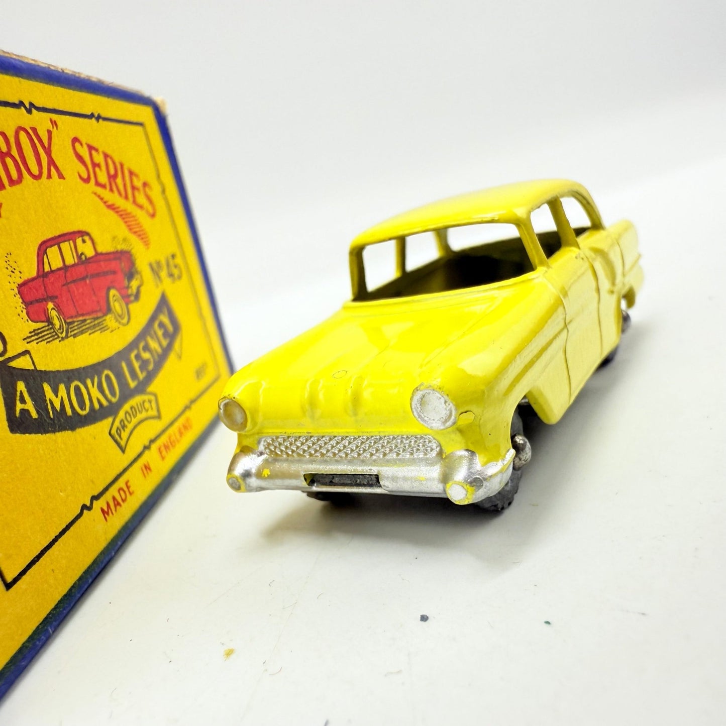 Matchbox Lesney 45a Vauxhall Victor MW - Magic Matchbox