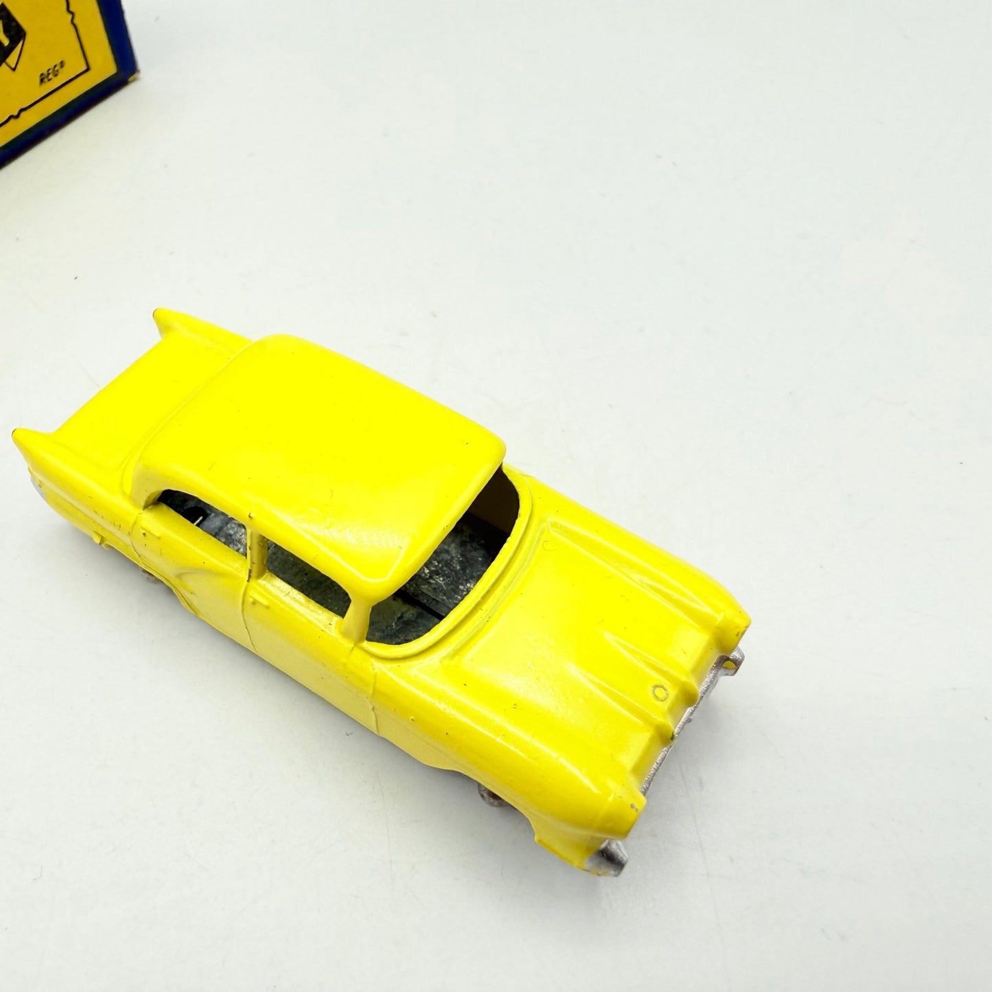 Matchbox Lesney 45a Vauxhall Victor MW - Magic Matchbox