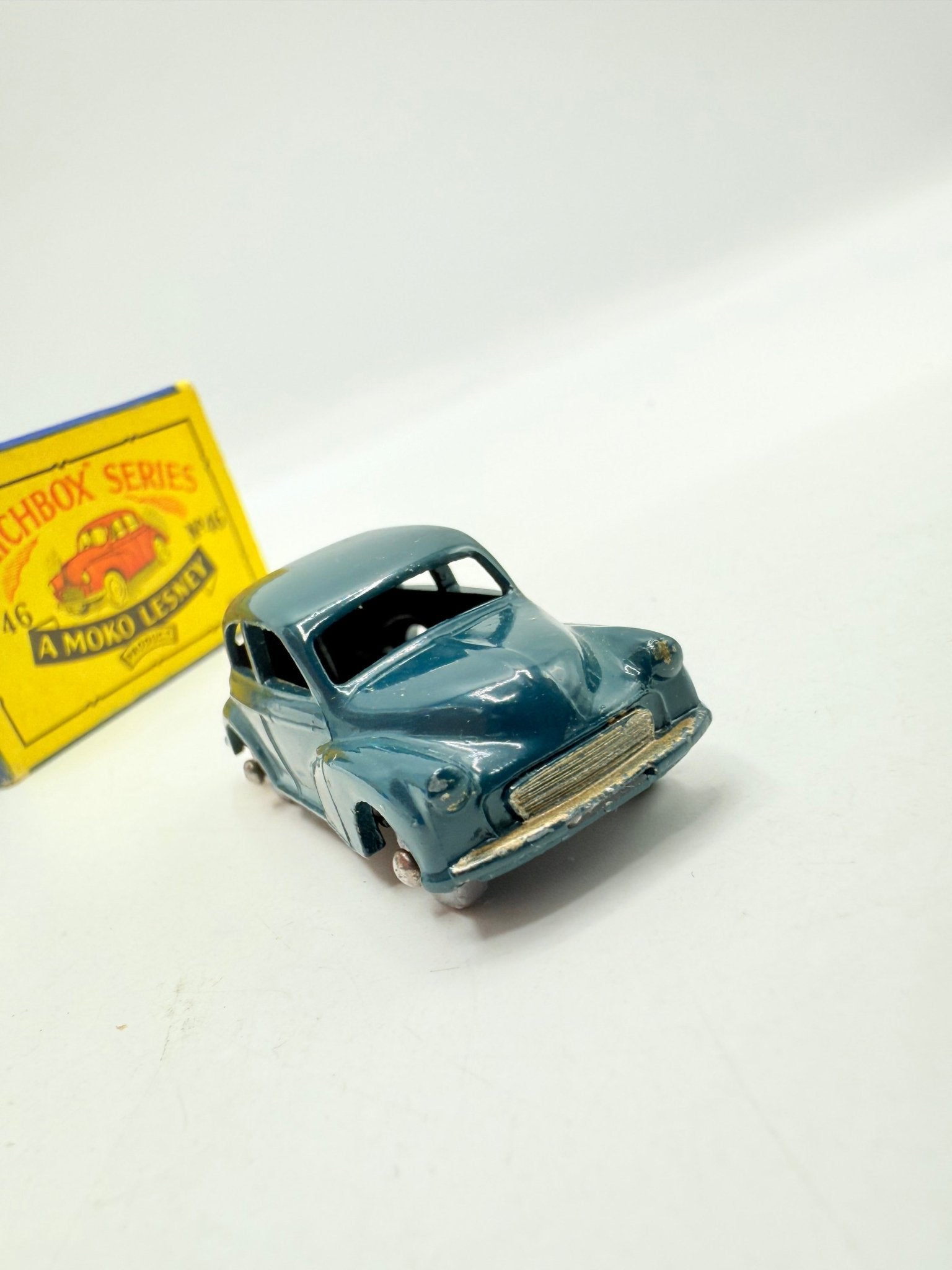 Matchbox Lesney 46a Morris Minor 1000 Green & GPW - Magic Matchbox