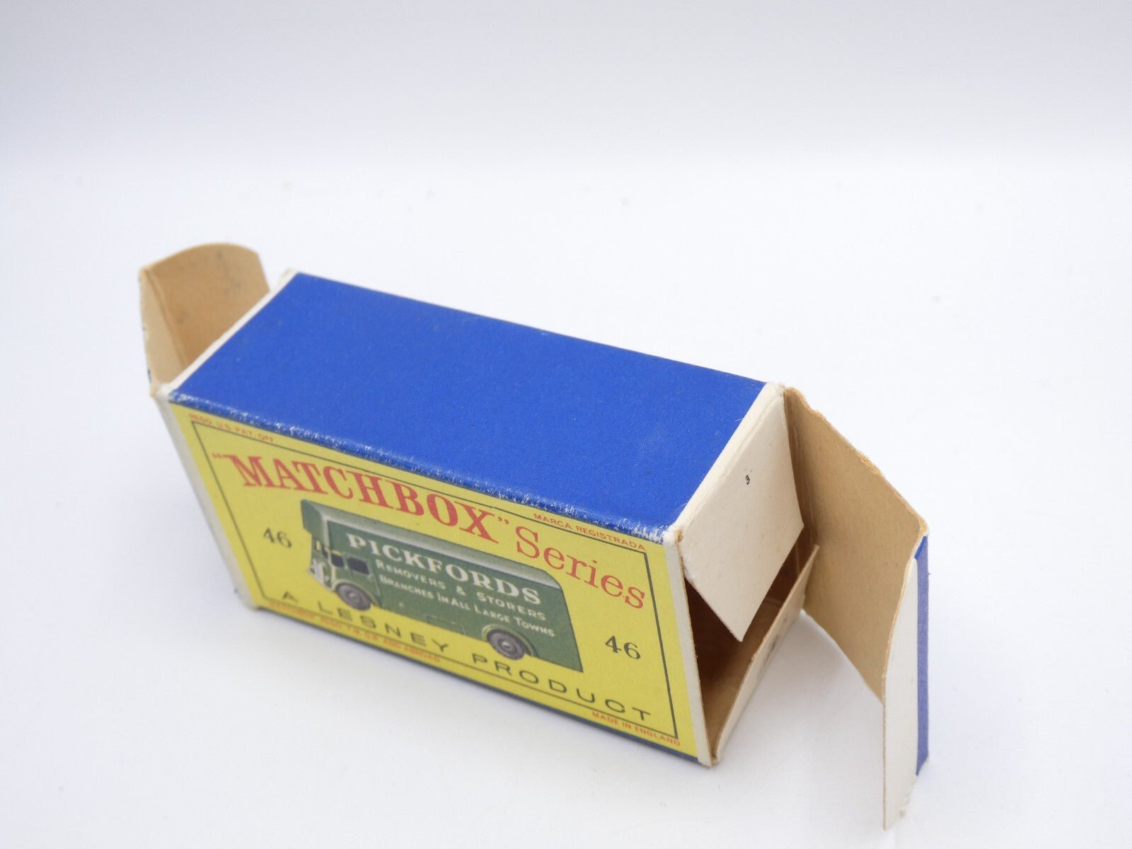Matchbox Lesney 46b Green Pickfords Removal Truck with REAR STEP BPW - Magic Matchbox