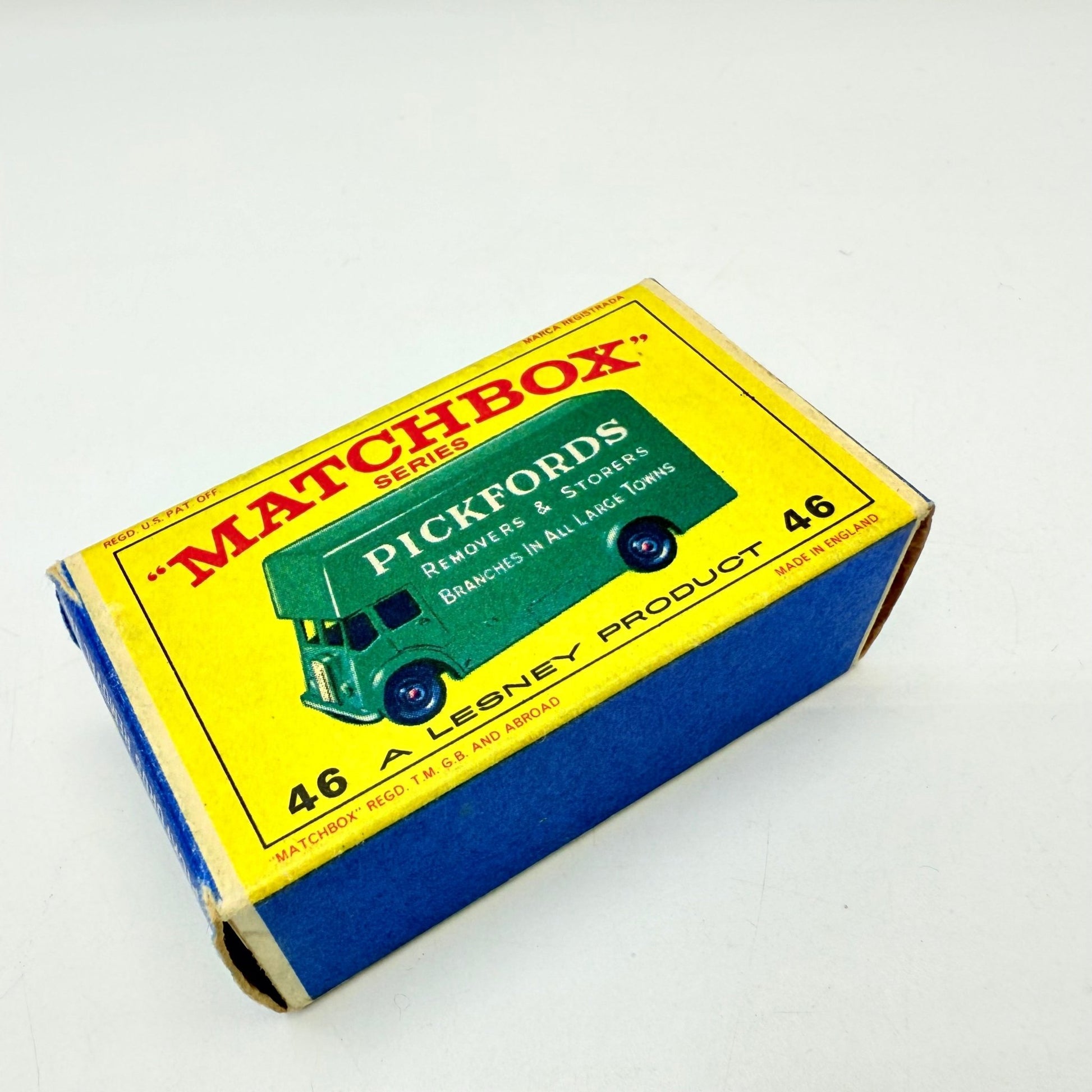 Matchbox Lesney 46b Guy Pickfords Removal Van RARE REAR STEP & E - type box - Magic Matchbox