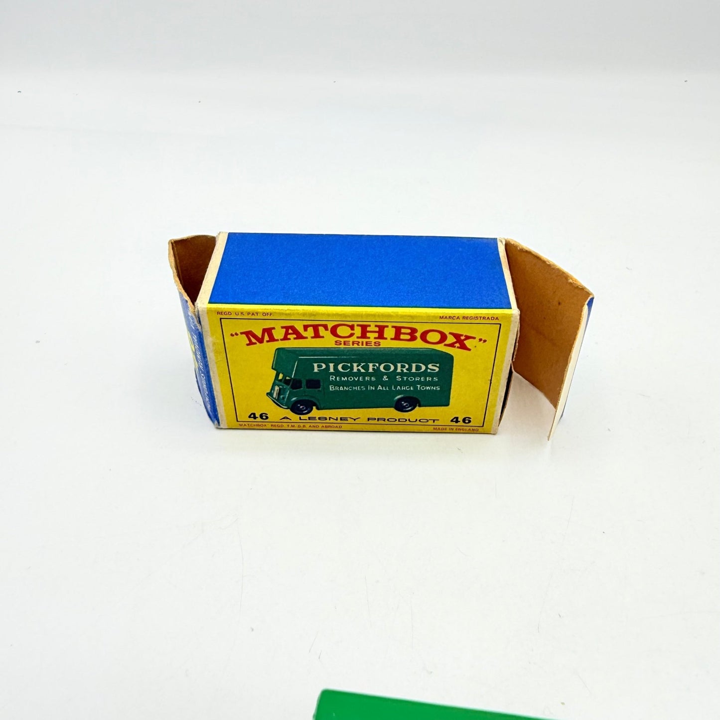 Matchbox Lesney 46b Guy Pickfords Removal Van RARE REAR STEP & E - type box - Magic Matchbox