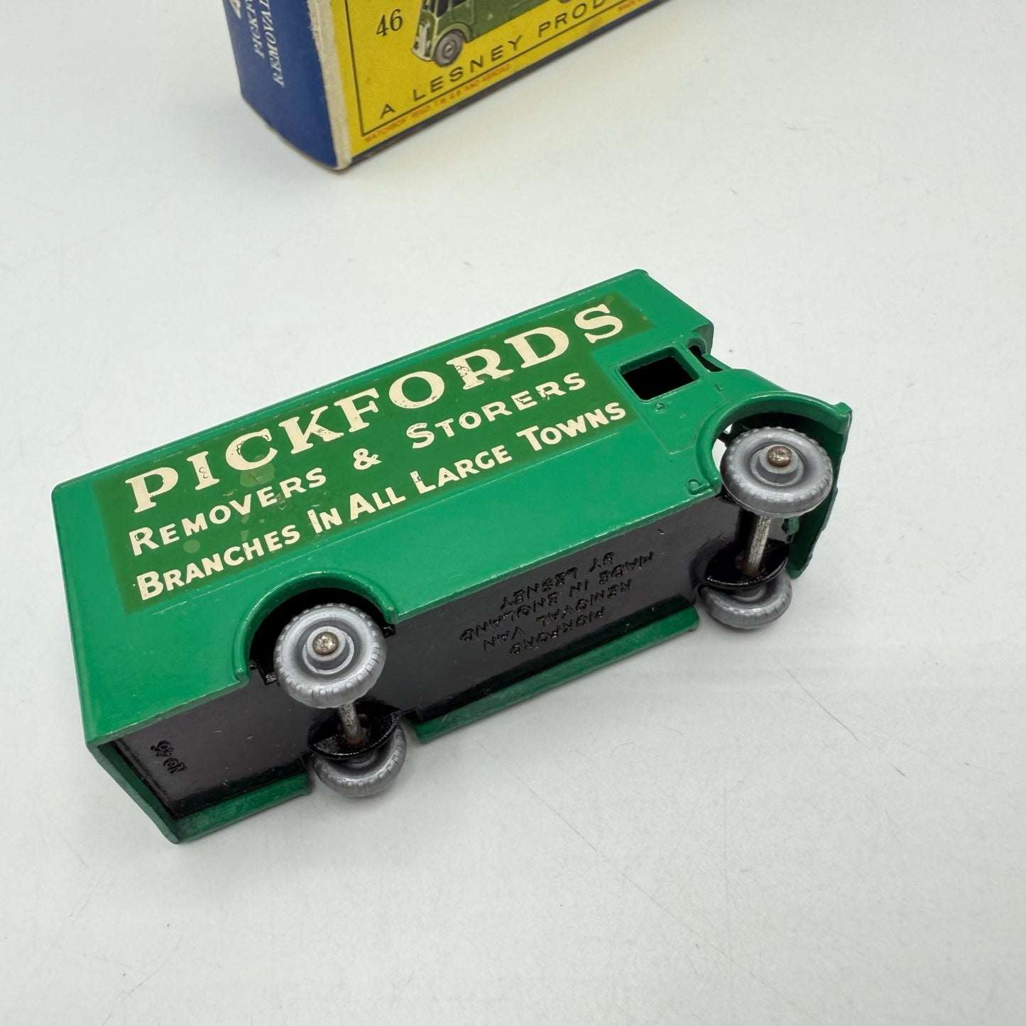 Matchbox Lesney 46b Guy Pickfords Removal Van SILVER WHEELS - Magic Matchbox