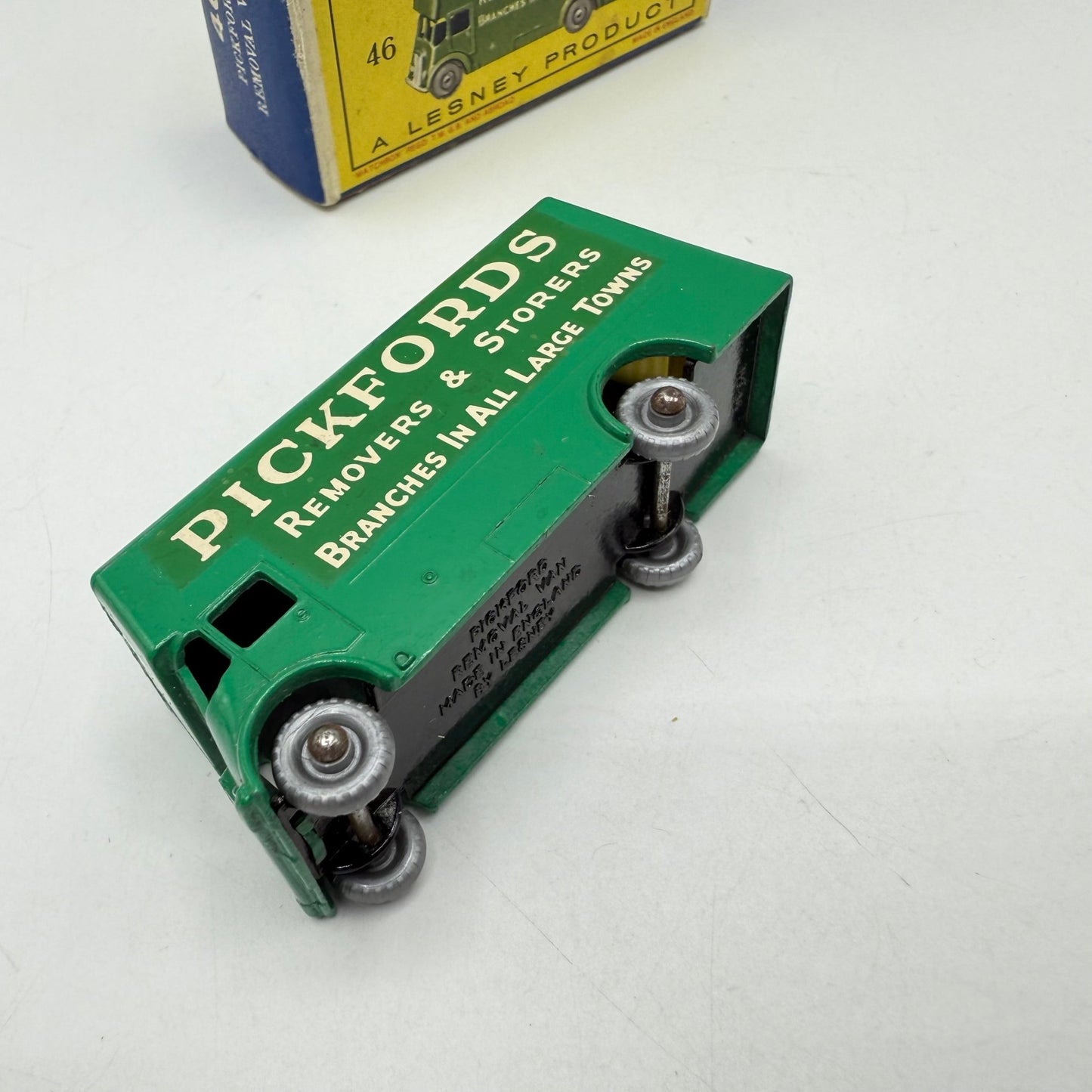 Matchbox Lesney 46b Guy Pickfords Removal Van SILVER WHEELS - Magic Matchbox
