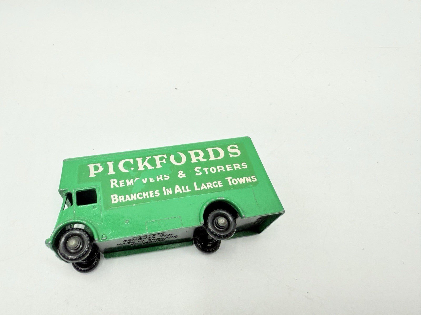 Matchbox Lesney 46b Pickford's Removal Van BPW - Green - Magic Matchbox