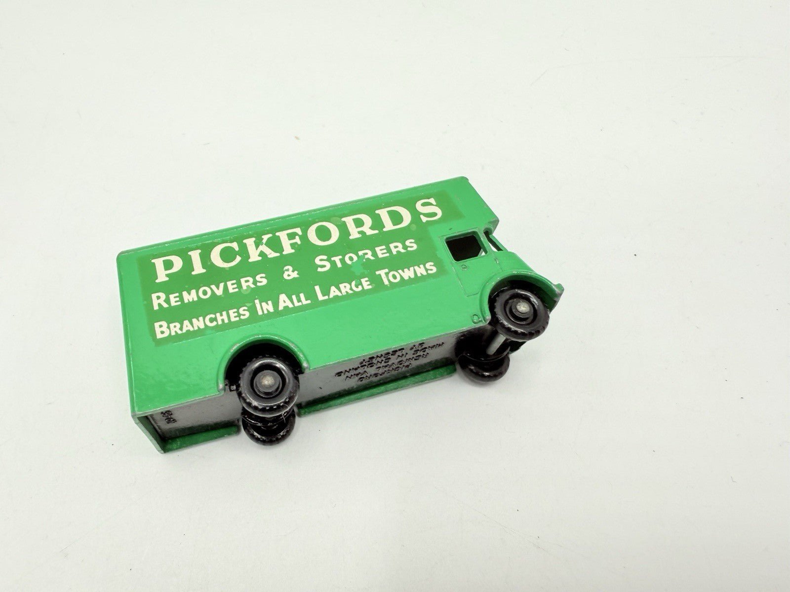 Matchbox Lesney 46b Pickford's Removal Van BPW - Green - Magic Matchbox