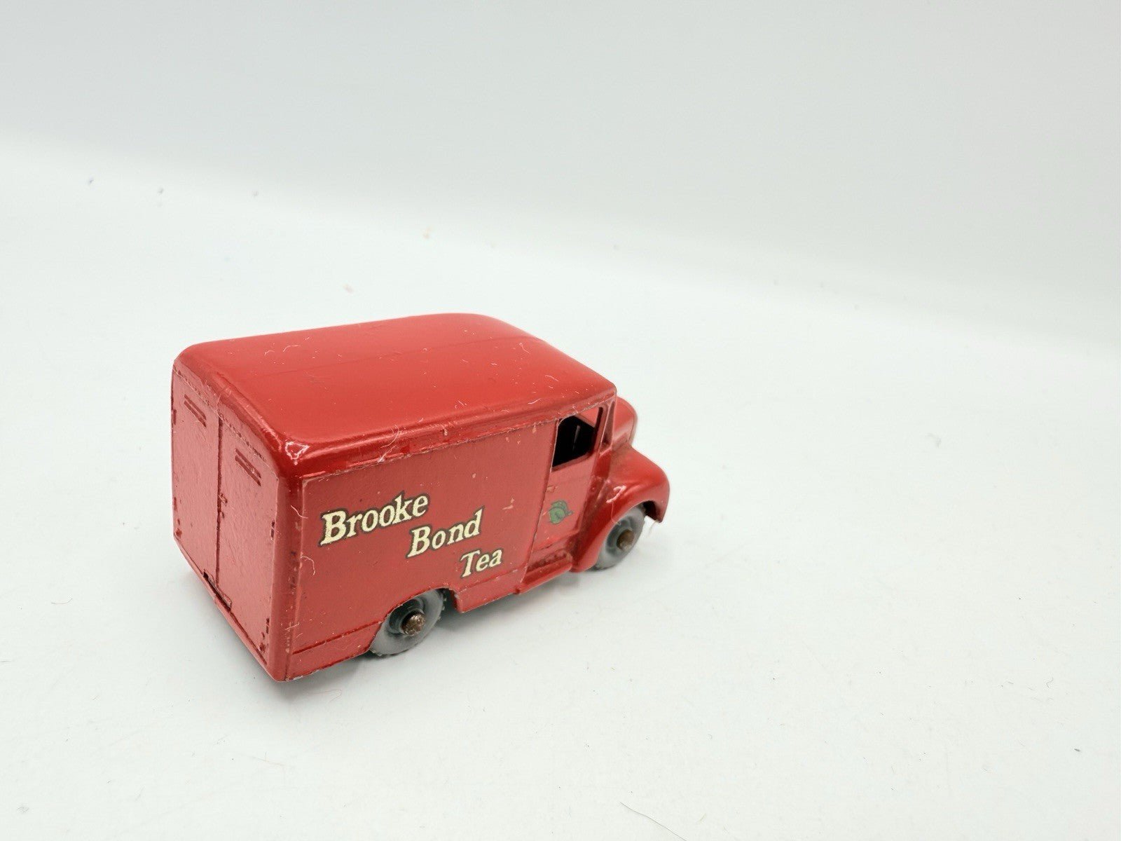 Matchbox Lesney 47a Trojan Van Brooke Bond Tea GPW - Magic Matchbox