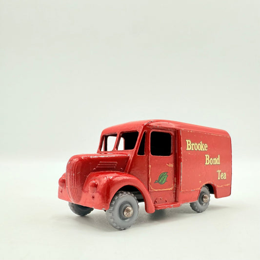Matchbox Lesney 47a Trojan Van Brooke Bond Tea GPW - Magic Matchbox