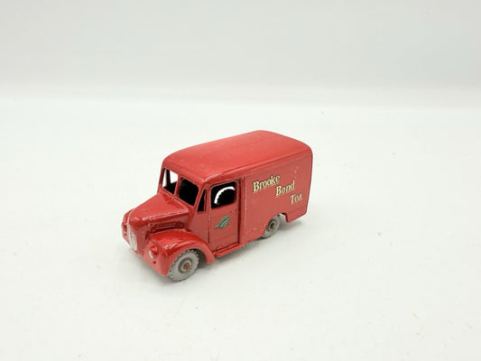 Matchbox Lesney 47a Trojan Van Brooke Bond Tea GPW - VG Unboxed - Magic Matchbox
