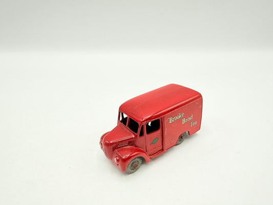 Matchbox Lesney 47a Trojan Van Brooke Bond Tea MW - VG Unboxed - Magic Matchbox