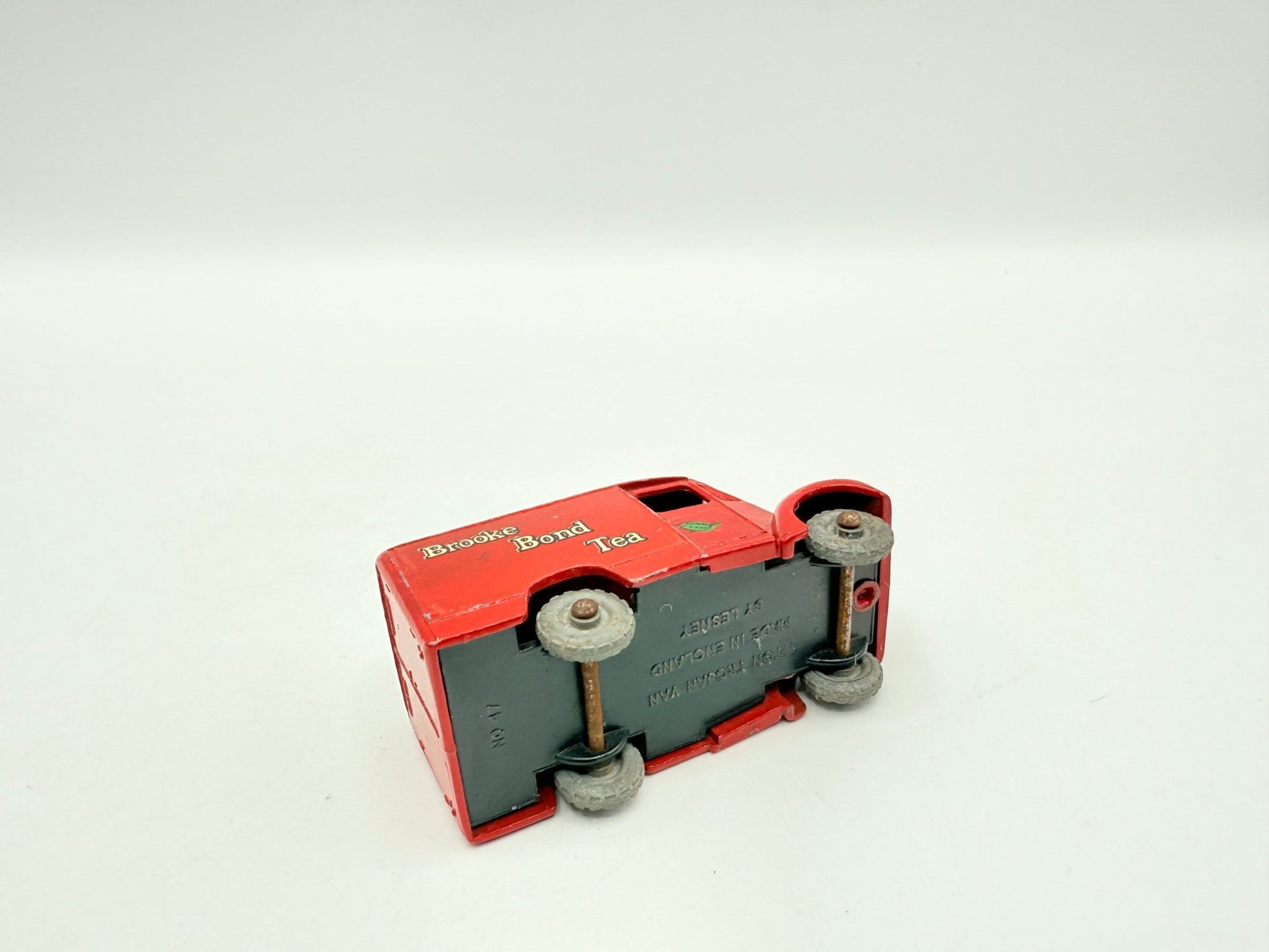 Matchbox Lesney 47a Trojan Van Brooke Bond Tea MW - VG Unboxed - Magic Matchbox