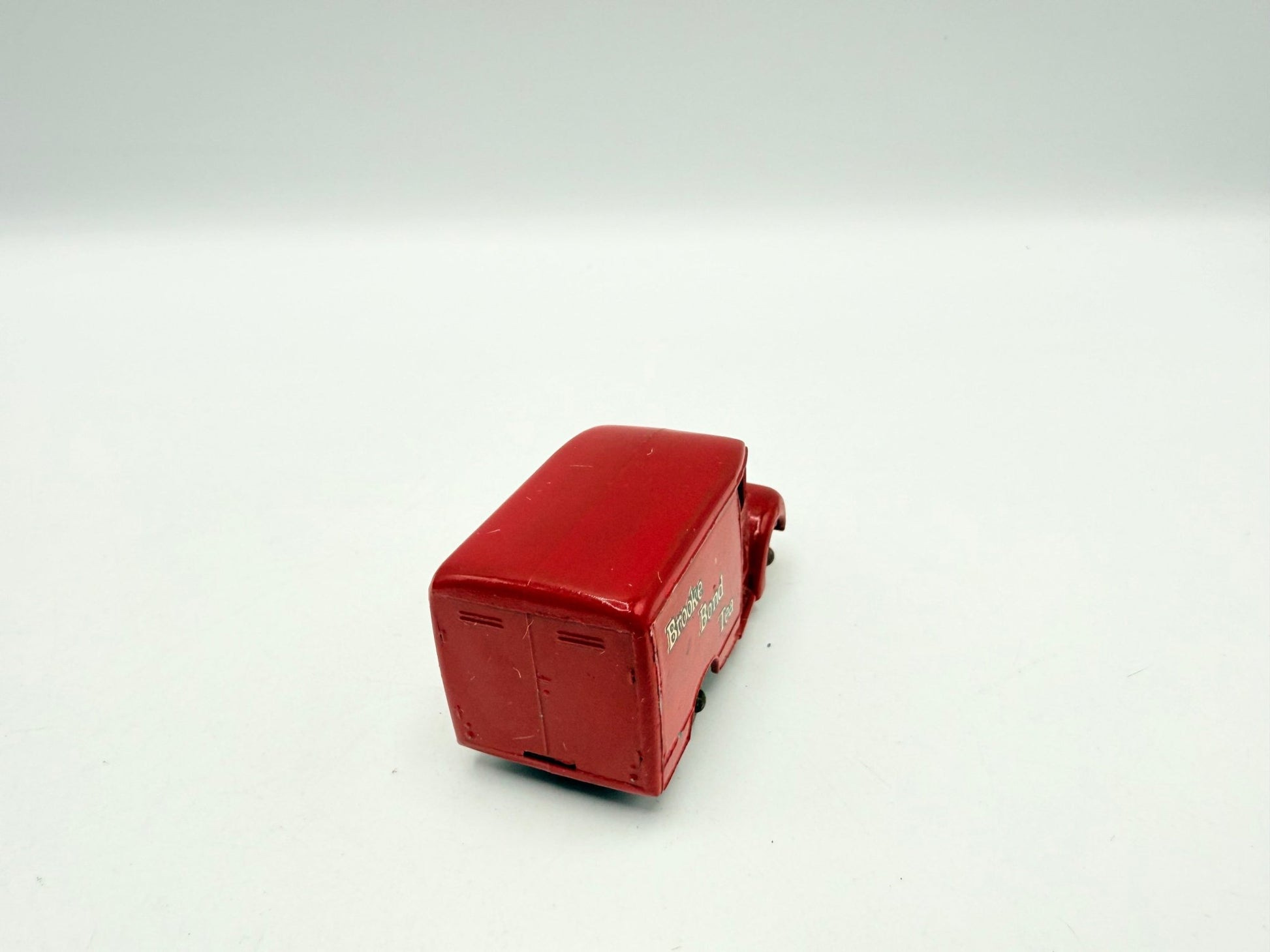 Matchbox Lesney 47a Trojan Van Brooke Bond Tea MW - VG Unboxed - Magic Matchbox
