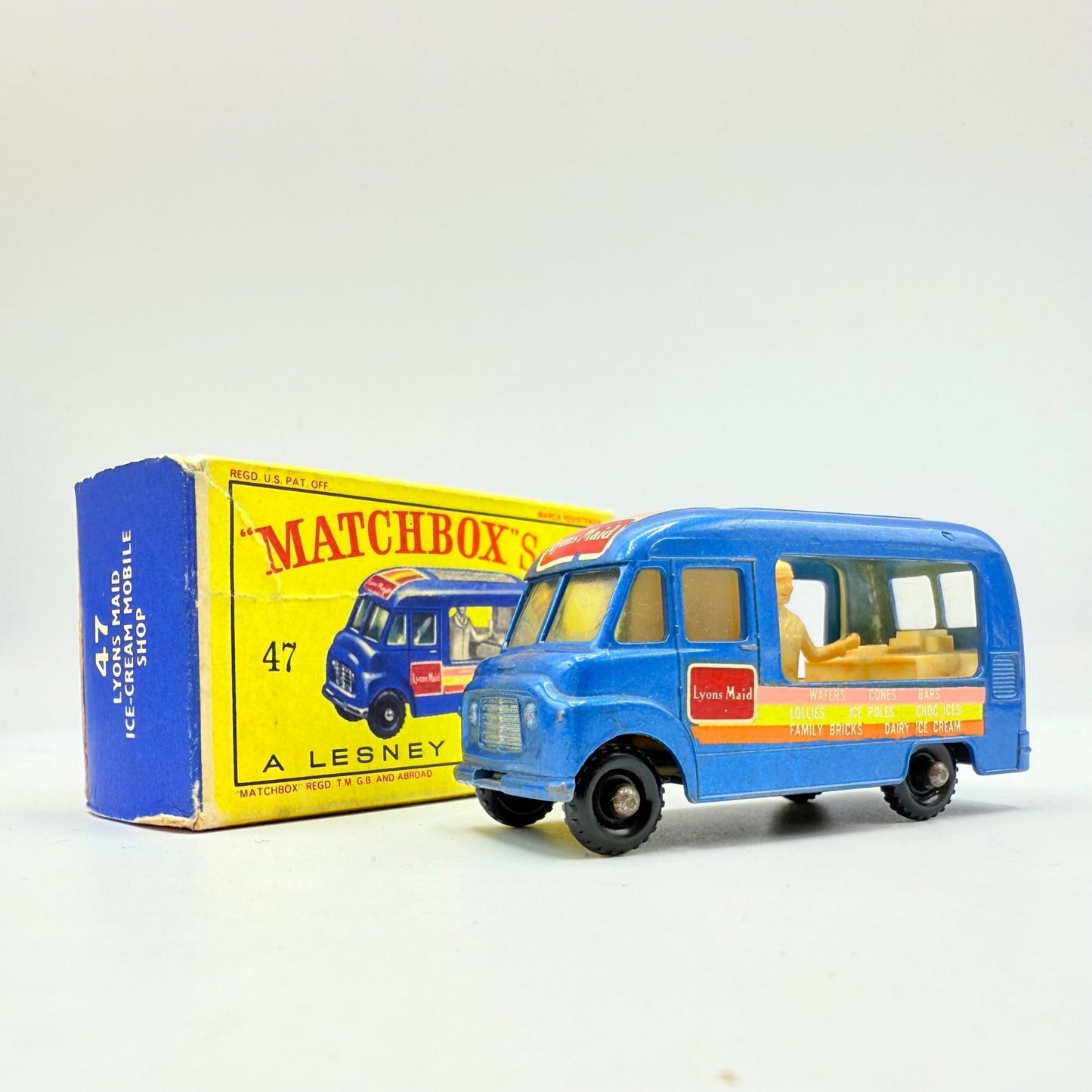 Matchbox Lesney 47b Commer Ice Cream Canteen Metallic Blue Paint - Magic Matchbox