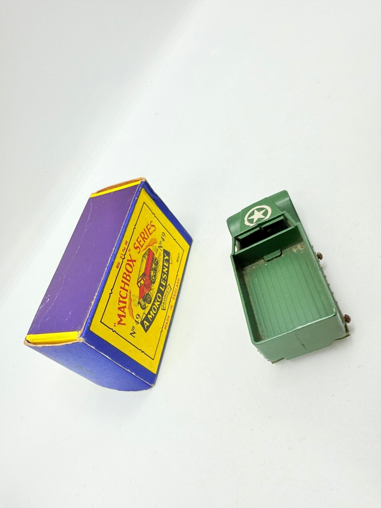 Matchbox Lesney 49a Half Track Personnel Carrier Metal Wheels & Rollers - Magic Matchbox