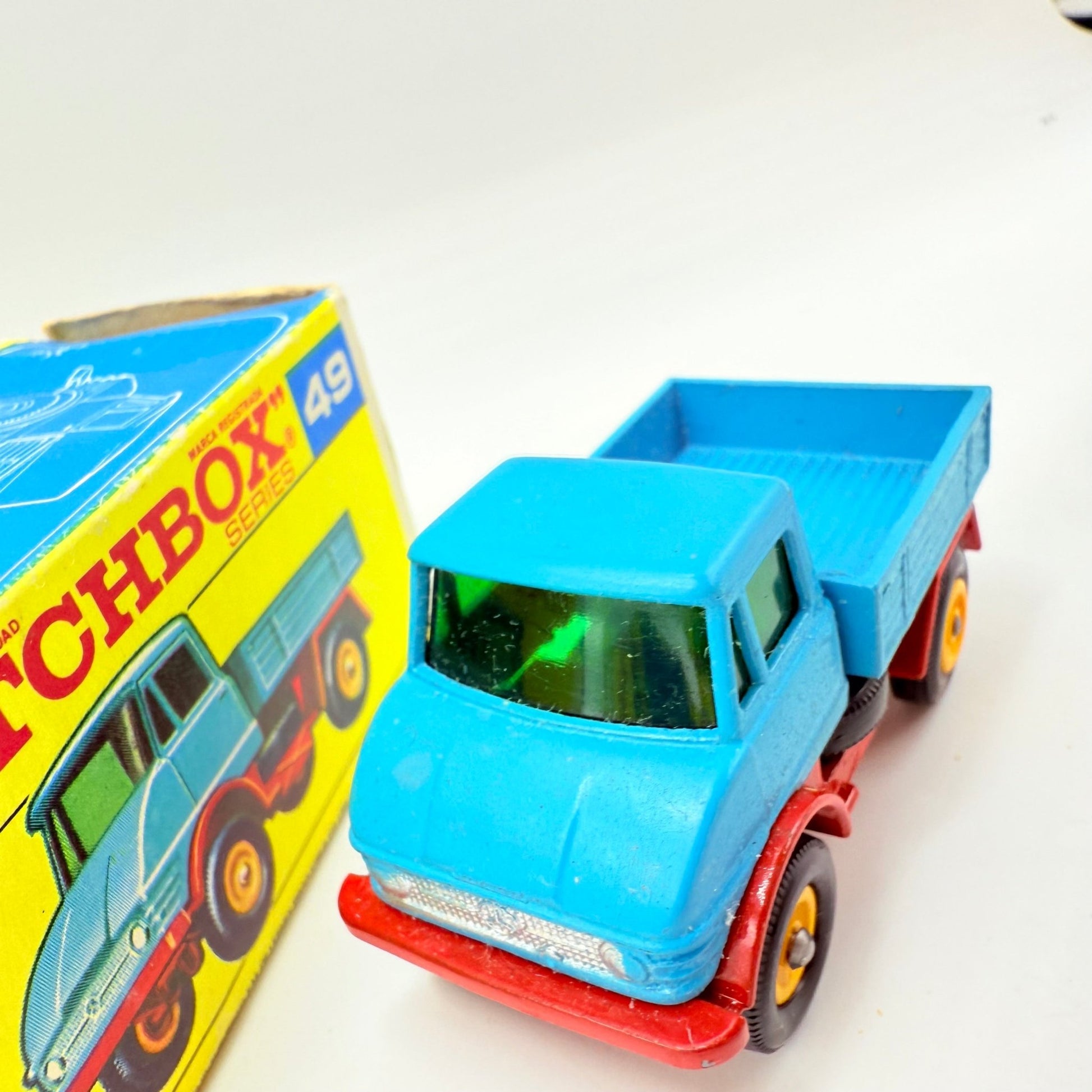 Matchbox Lesney 49b Mercedes Unimog - Magic Matchbox