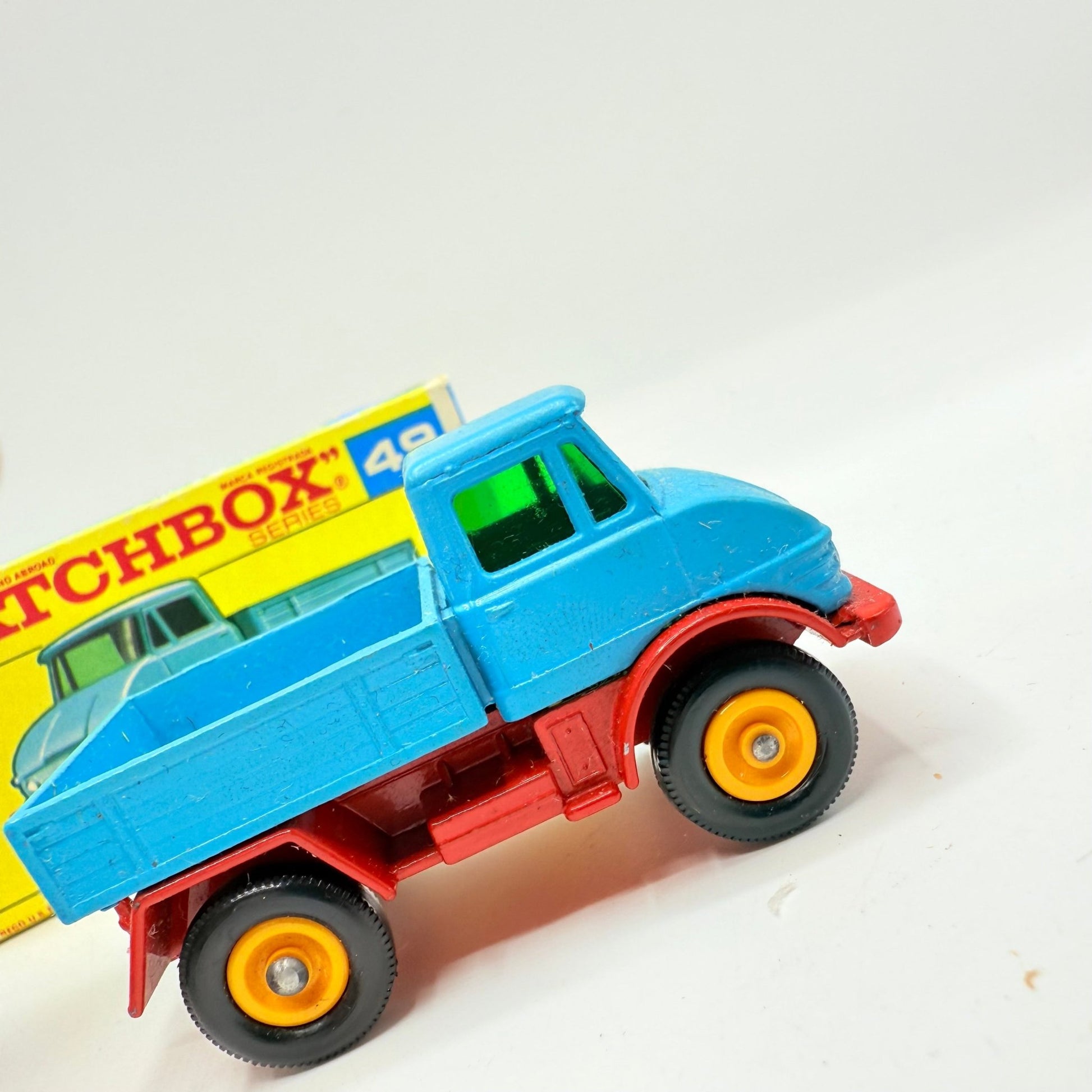 Matchbox Lesney 49b Mercedes Unimog - Magic Matchbox