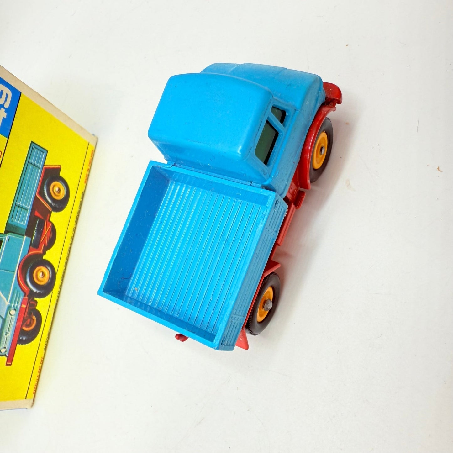 Matchbox Lesney 49b Mercedes Unimog - Magic Matchbox