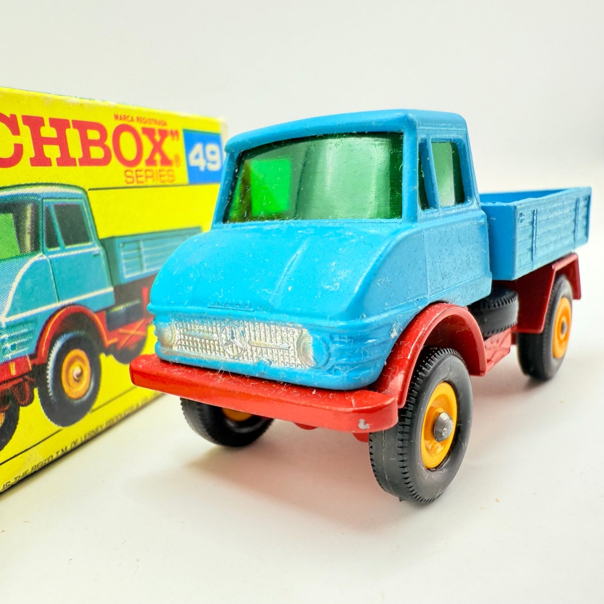 Matchbox Lesney 49b Mercedes Unimog - Magic Matchbox