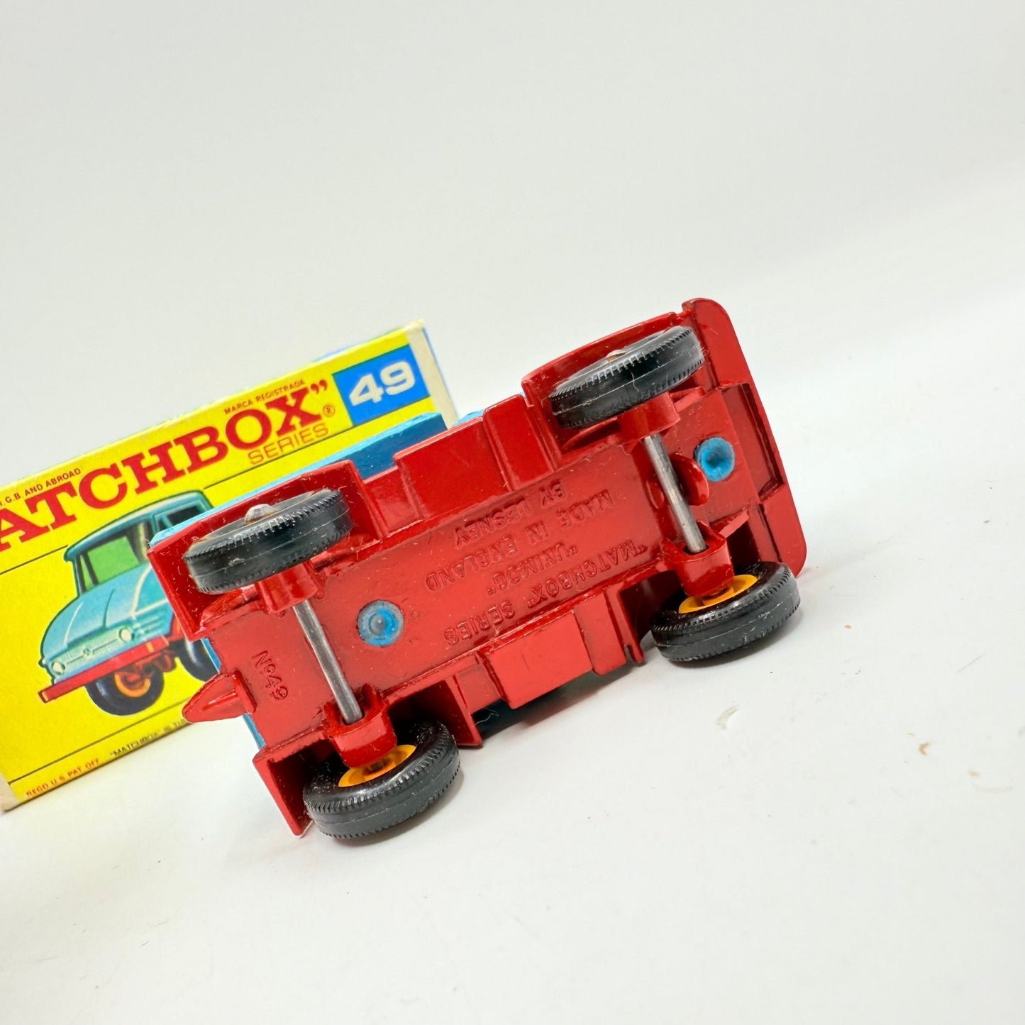 Matchbox Lesney 49b Mercedes Unimog - Magic Matchbox