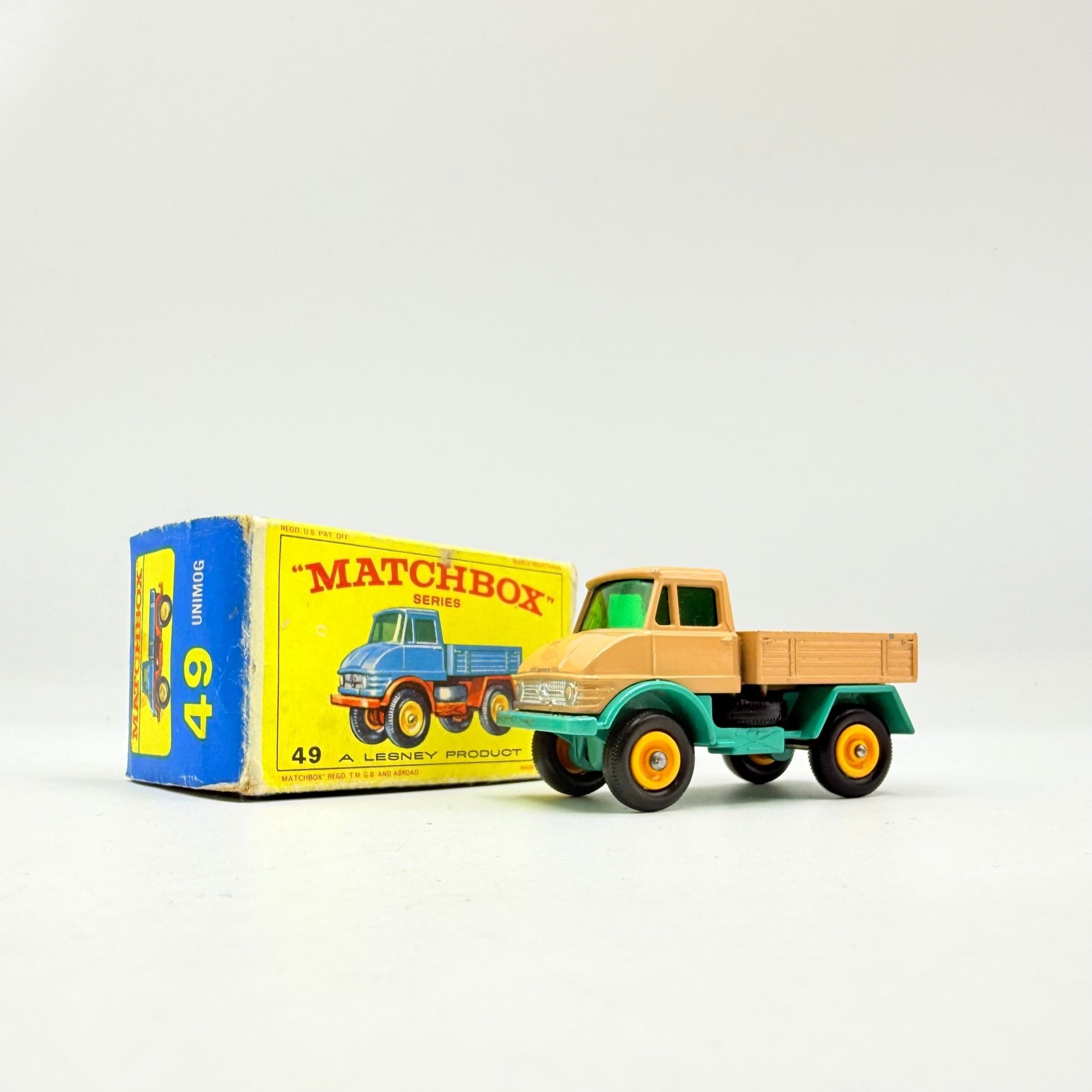 Matchbox Lesney 49b Mercedes Unimog Tan - Magic Matchbox
