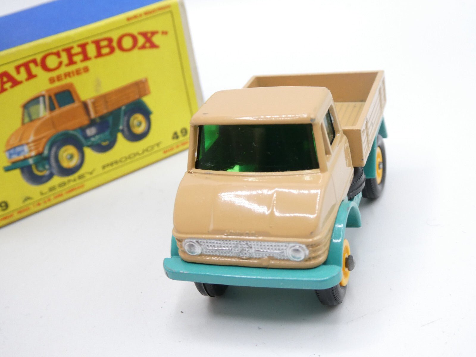Matchbox Lesney 49b Mercedes Unimog Tan - Magic Matchbox