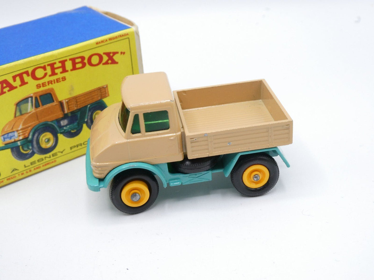 Matchbox Lesney 49b Mercedes Unimog Tan - Magic Matchbox