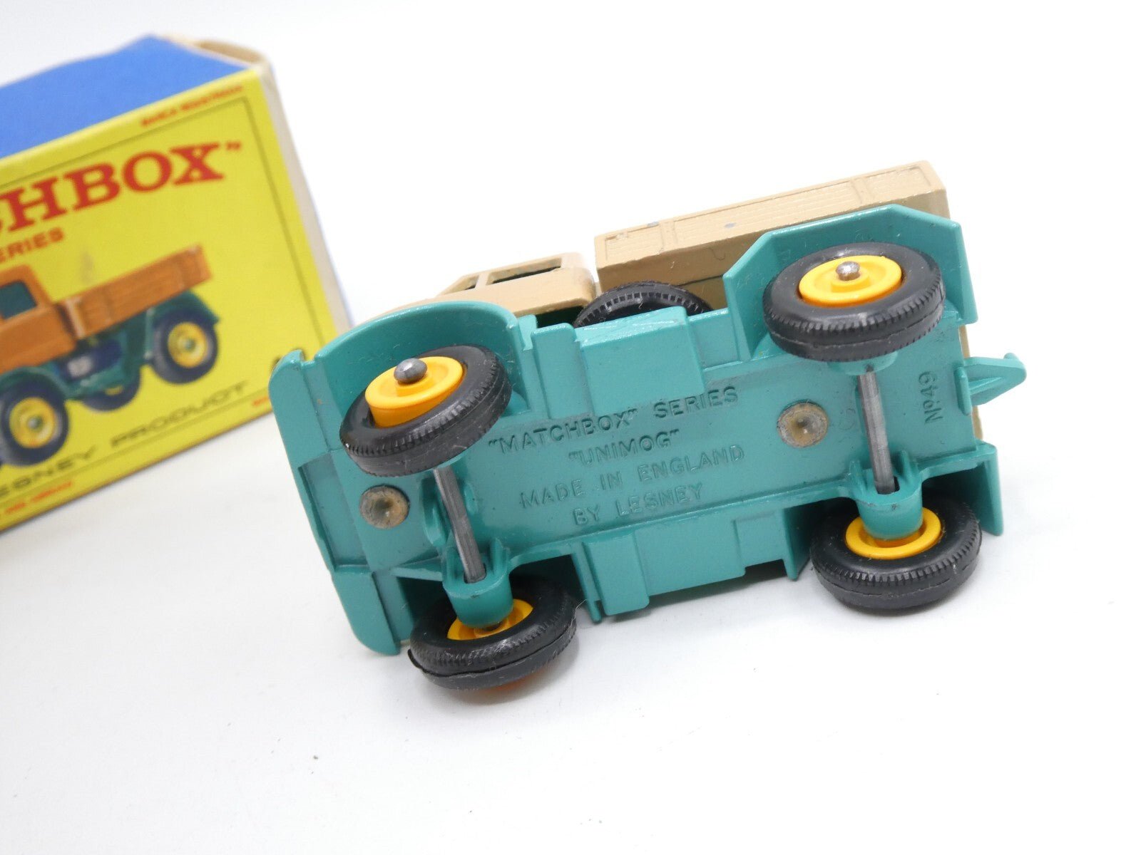 Matchbox Lesney 49b Mercedes Unimog Tan - Magic Matchbox
