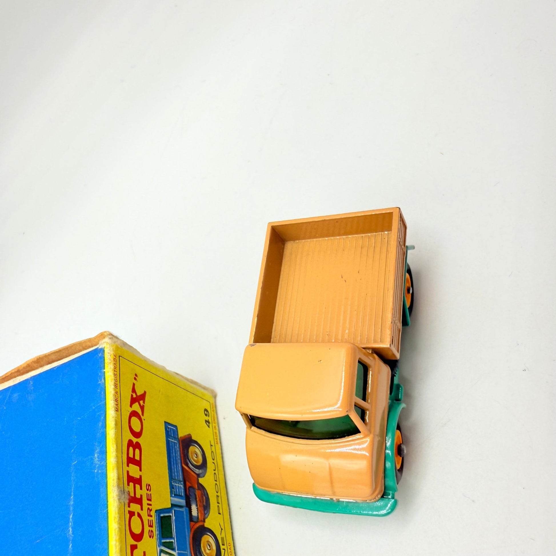 Matchbox Lesney 49b Mercedes Unimog Tan - Magic Matchbox