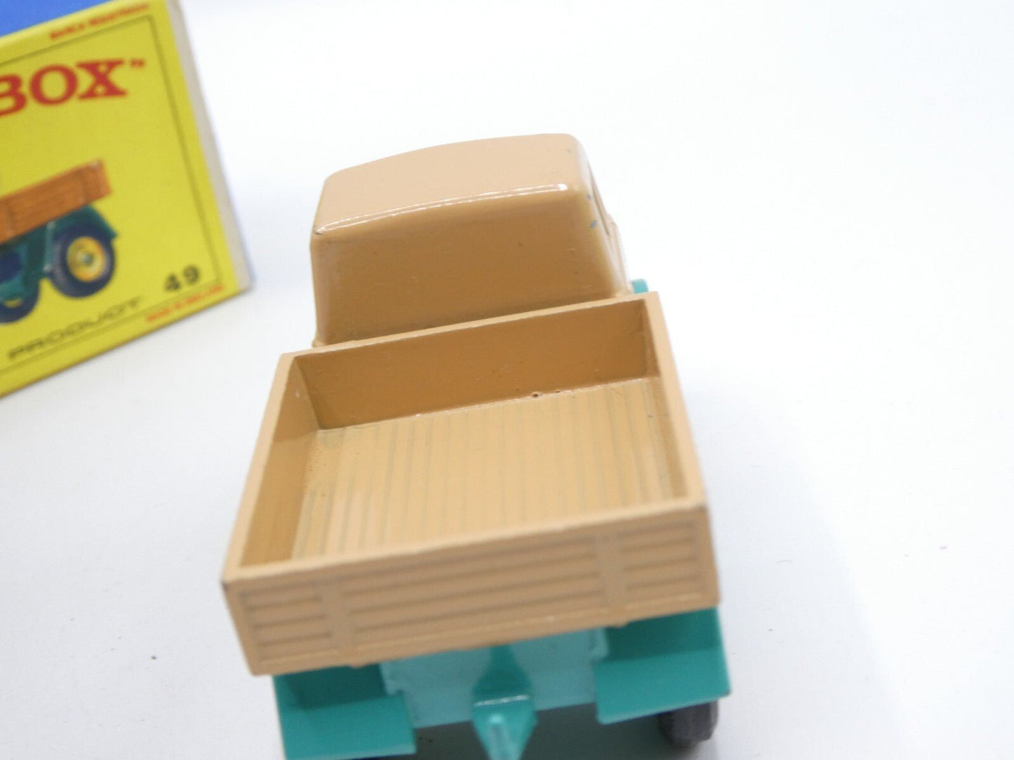 Matchbox Lesney 49b Mercedes Unimog Tan - Magic Matchbox