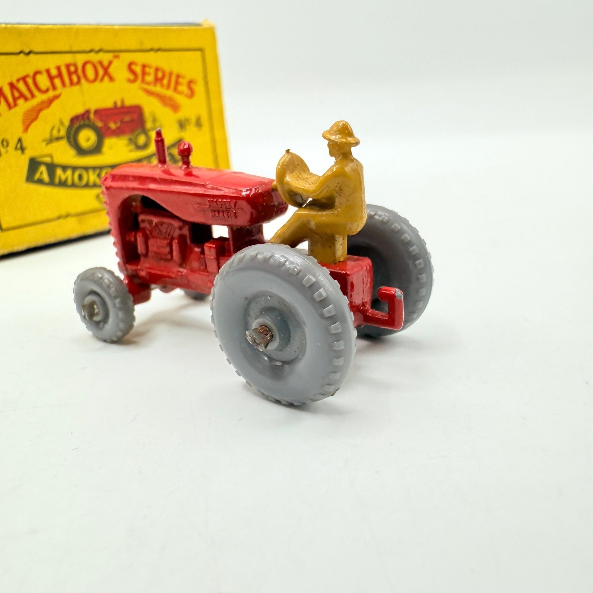 Matchbox Lesney 4b Massey Harris Tractor GPW - Magic Matchbox