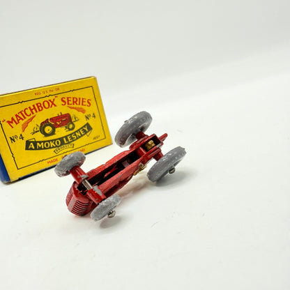 Matchbox Lesney 4b Massey Harris Tractor GPW - Magic Matchbox