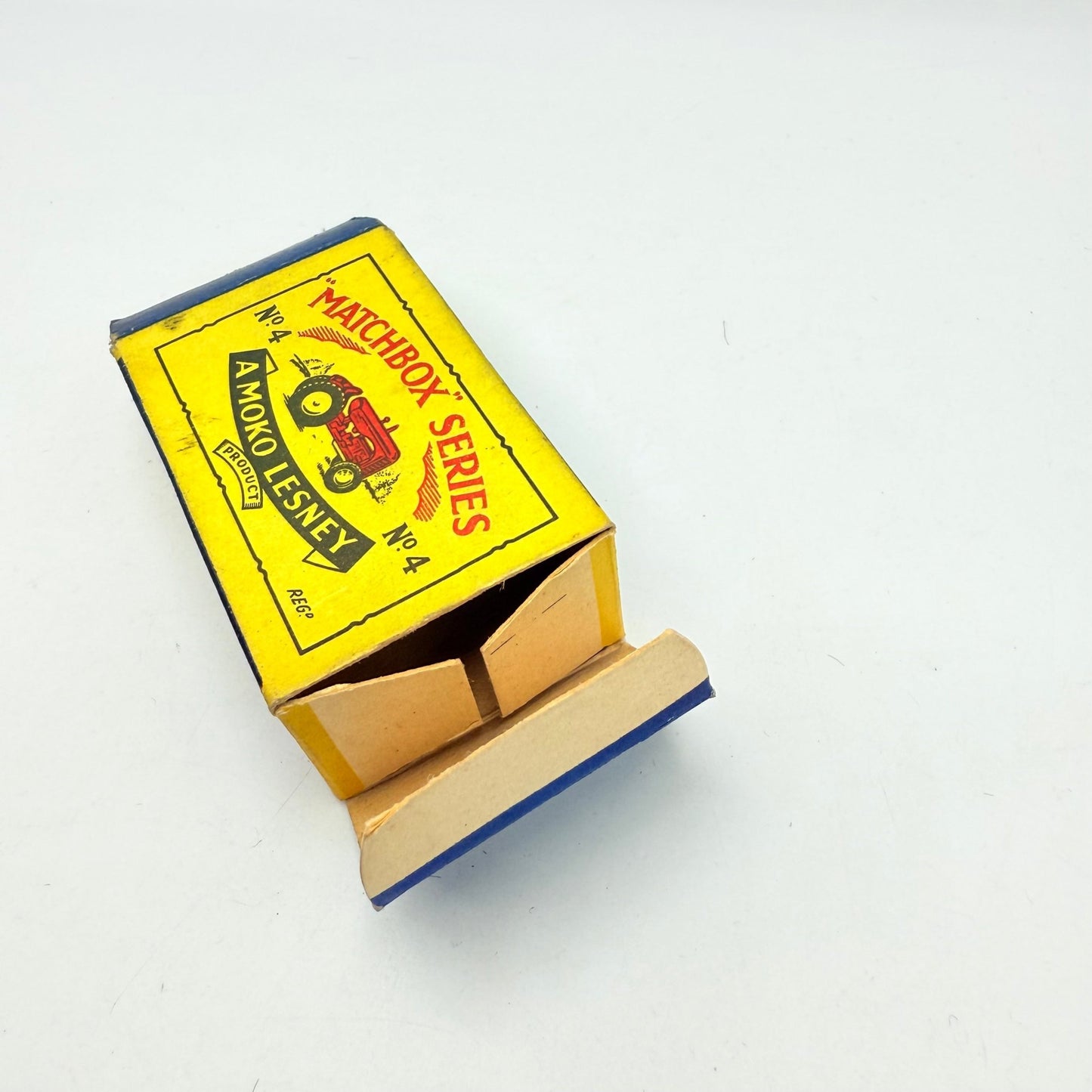 Matchbox Lesney 4b Massey Harris Tractor GPW - Magic Matchbox