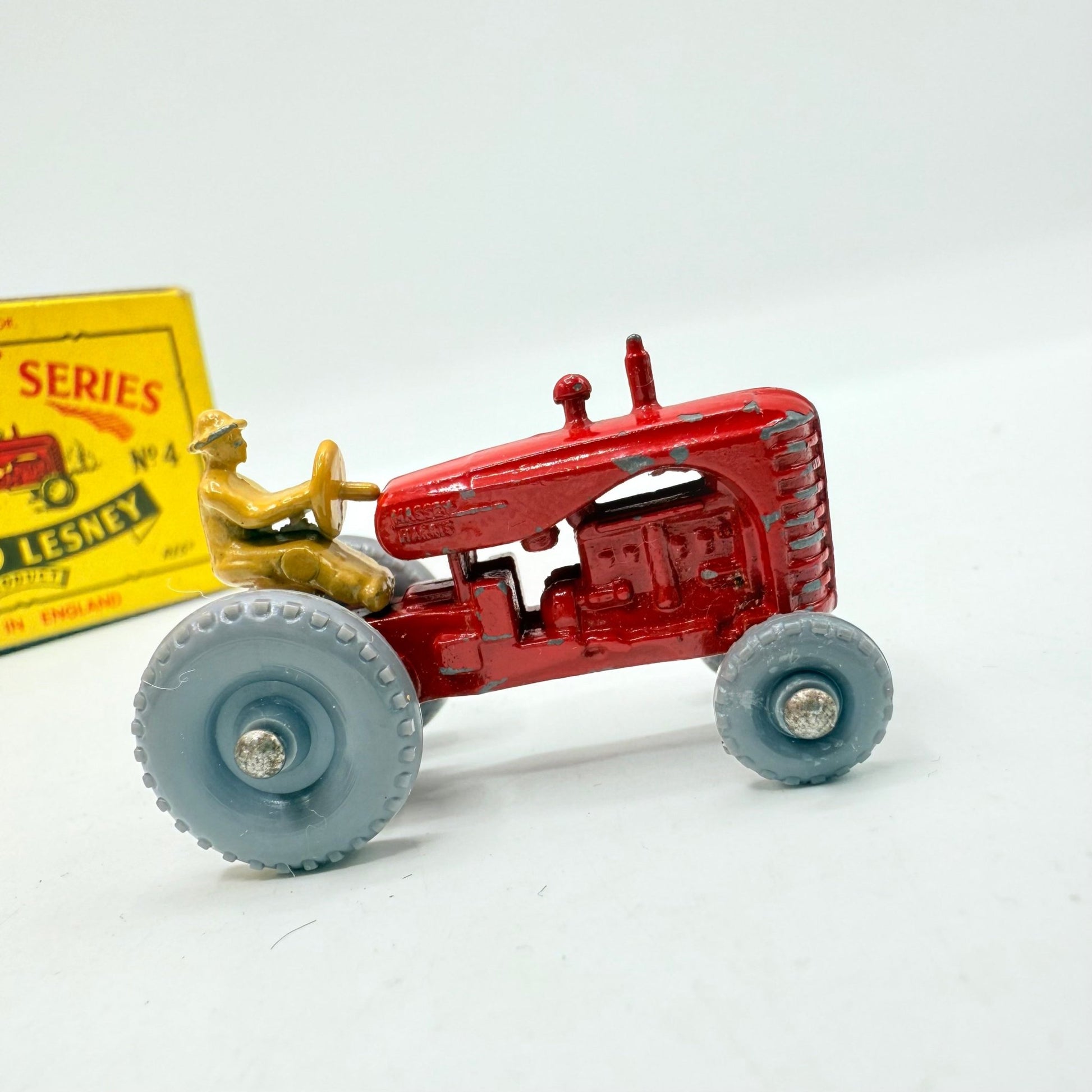 Matchbox Lesney 4b Massey Harris Tractor GPW - Magic Matchbox