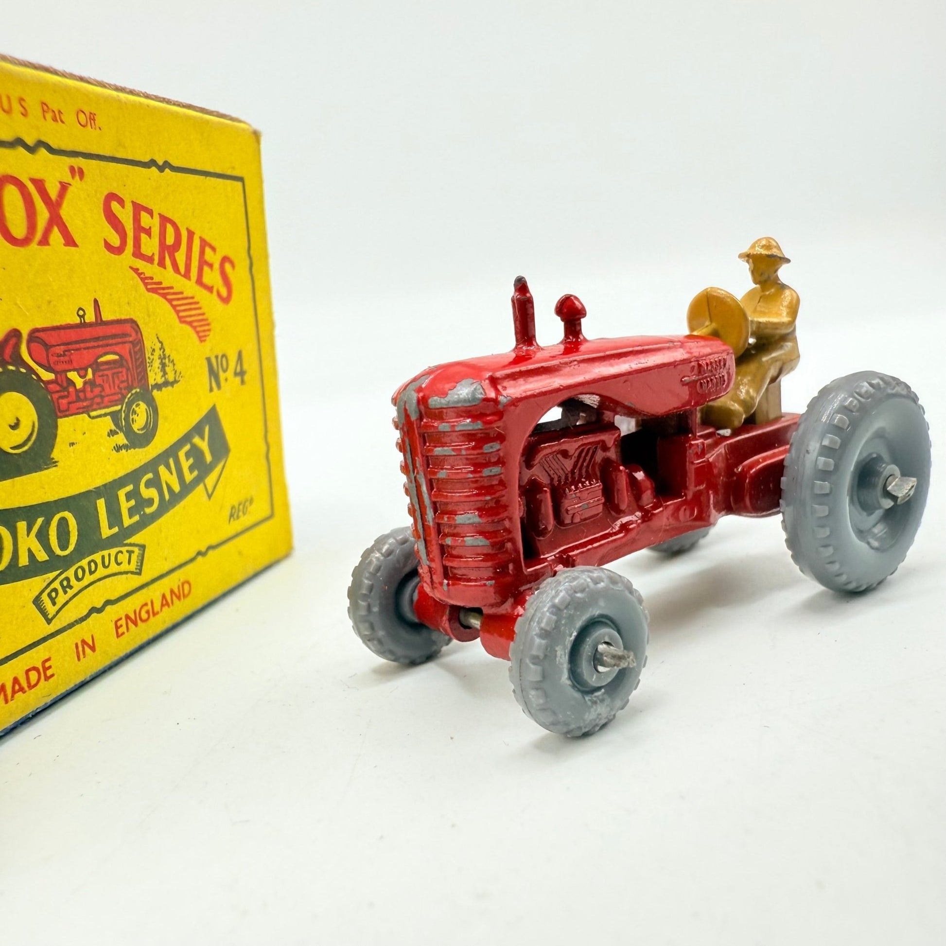 Matchbox Lesney 4b Massey Harris Tractor GPW - Magic Matchbox